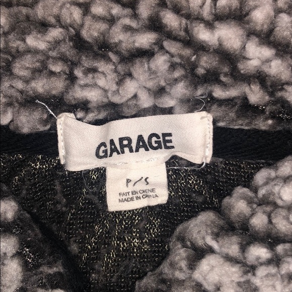 Women’s Half-Zip Sherpa Sweatshirt (Garage) - Picture 3 of 5